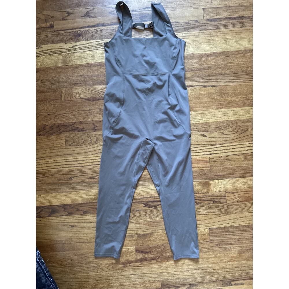 Fabletics Tyra One Piece 7/8 Frontier Green Active Jumpsuit Women's XL C14 - Picture 6 of 9
